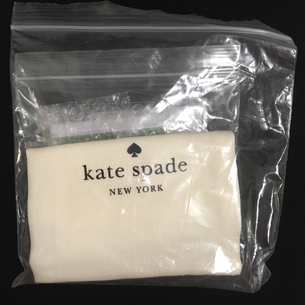 🆕KATE SPADE ♠️ - PAVE CRYSTAL HALO STUD EARRINGS - Picture 3 of 8